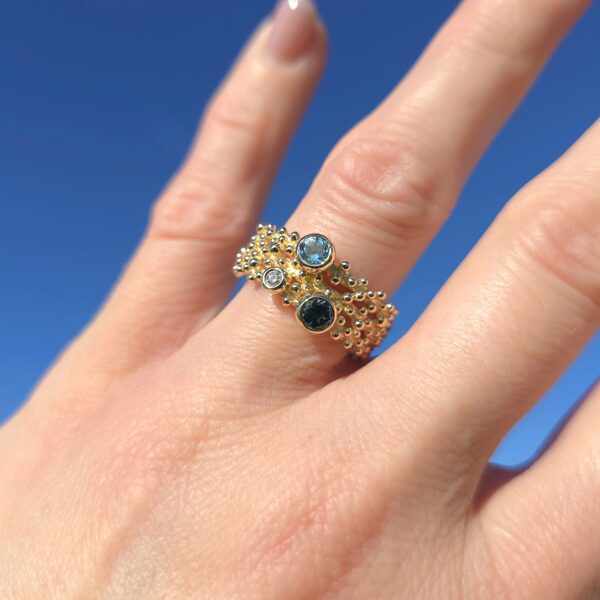 Yellow gold, topaz stones, diamond